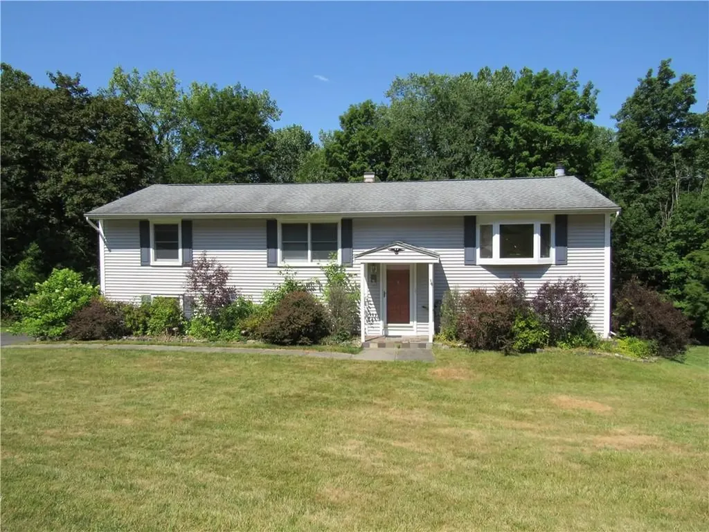 40 Saint Michaels Terrace Carmel NY 10512
