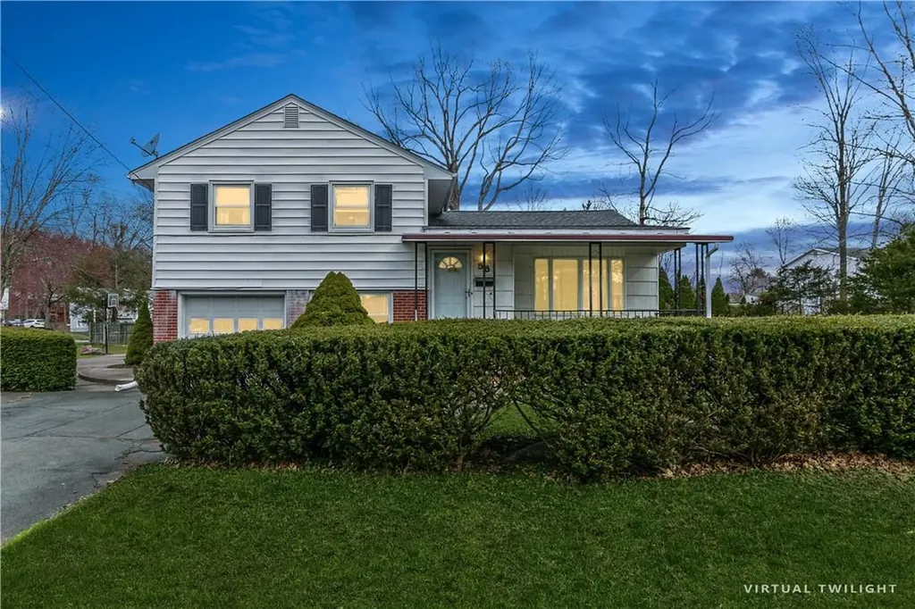 56 Madison Avenue Garnerville NY 10923