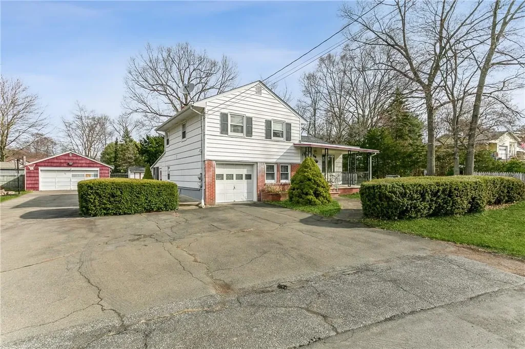 56 Madison Avenue Garnerville NY 10923