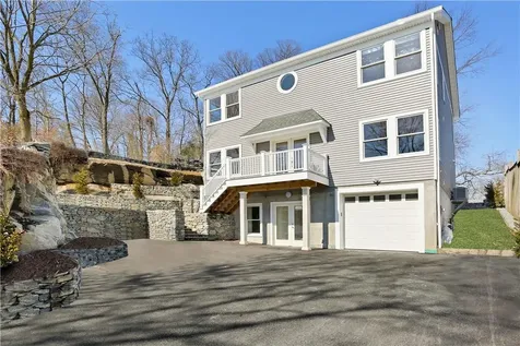 23 N Brook Road Larchmont NY 10538