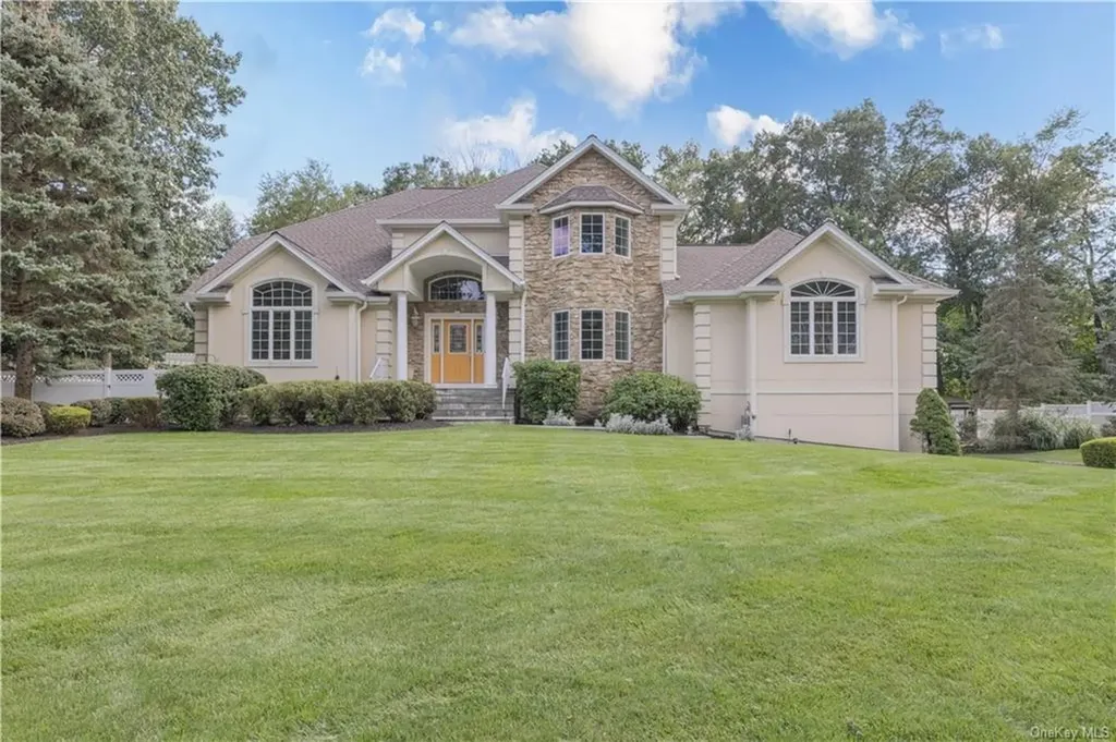 21 Perrins Peak Road Stony Point NY 10980