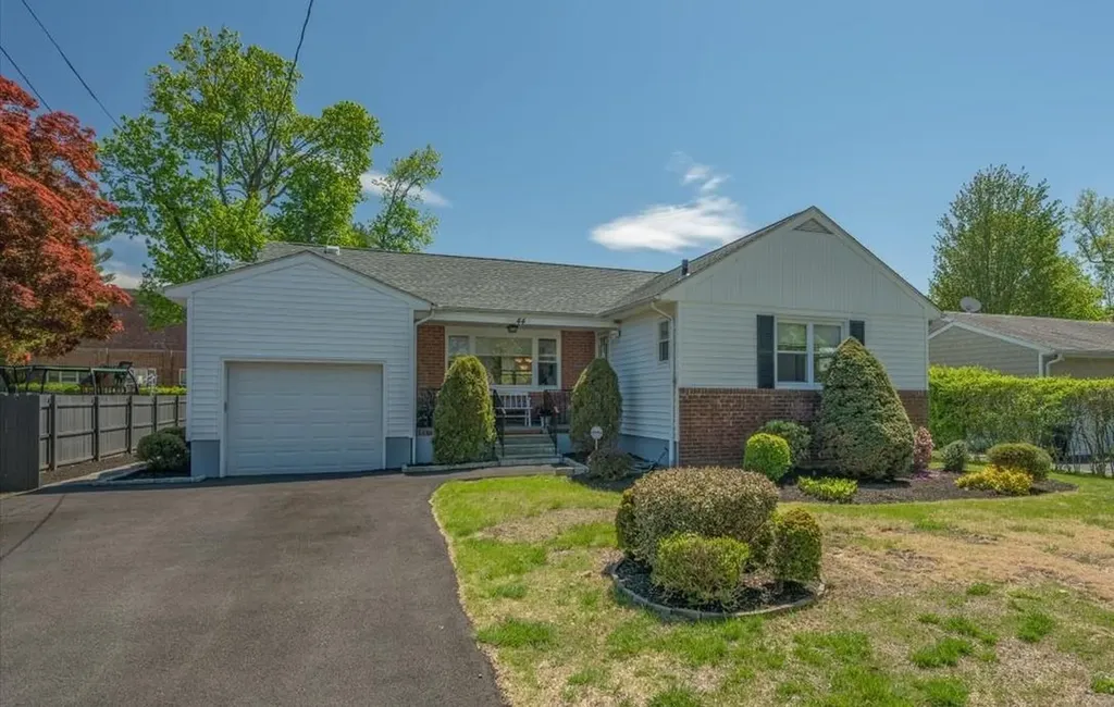 44 Gedney Circle White Plains NY 10605