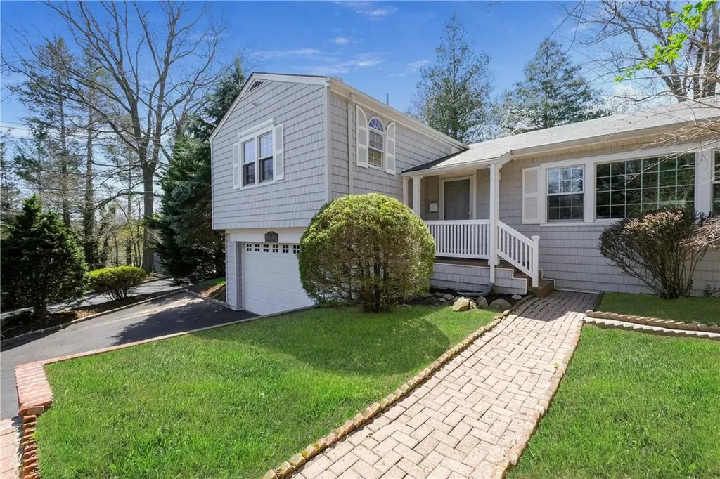 8 Berkeley Lane Scarsdale NY 10583
