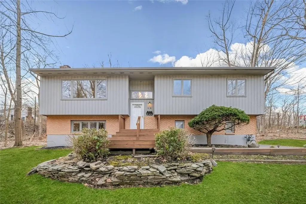10 Ethan Allen Drive Suffern NY 10901