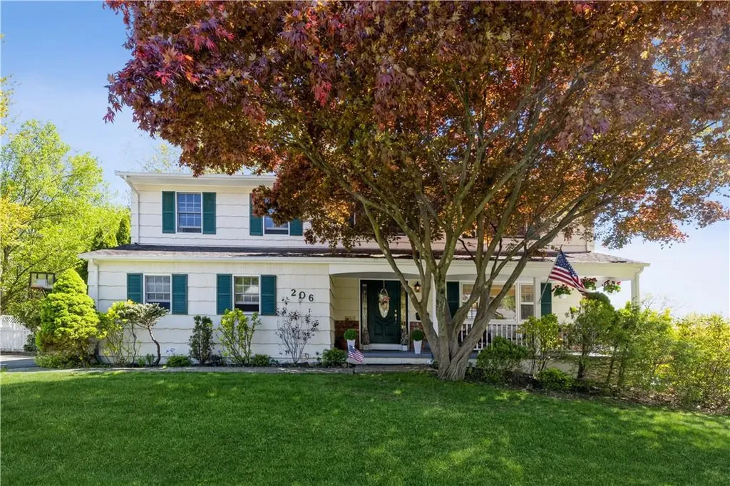 206 W Central Avenue Pearl River NY 10965
