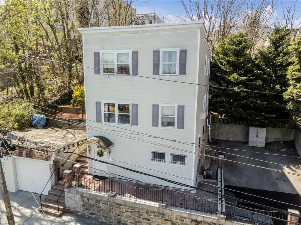 115 Vineyard Avenue Yonkers NY 10703