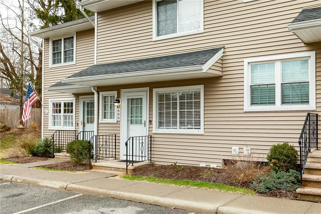 609 Covington Green Lane Patterson NY 12563
