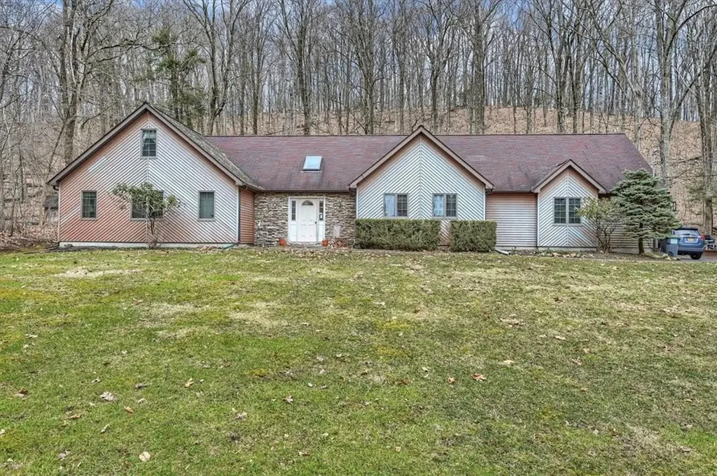 135 Youngblood Road Montgomery NY 12549