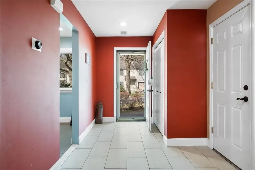 1202 Hunters Run Dobbs Ferry NY 10522