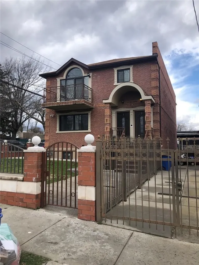 1653 Allerton Avenue Bronx NY 10469
