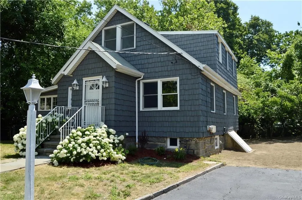 933 Lester Avenue Mamaroneck NY 10543