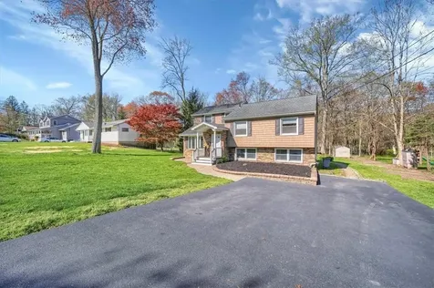 12 Hobe Street West Nyack NY 10994