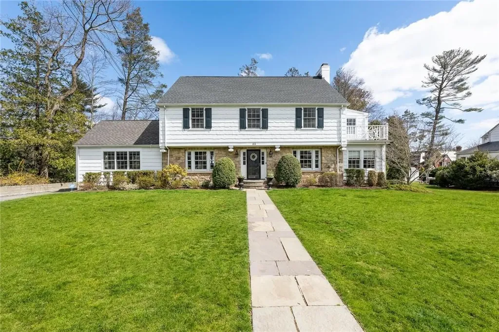 33 Crawford Road Harrison NY 10528