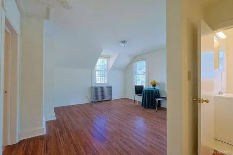 85 Mclean Avenue Yonkers NY 10705