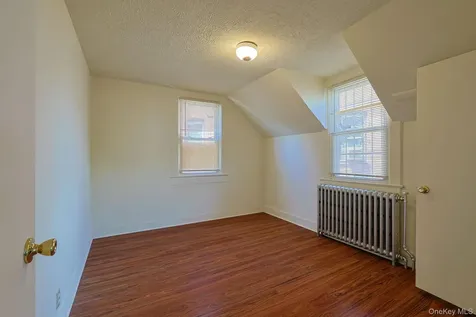 85 Mclean Avenue Yonkers NY 10705