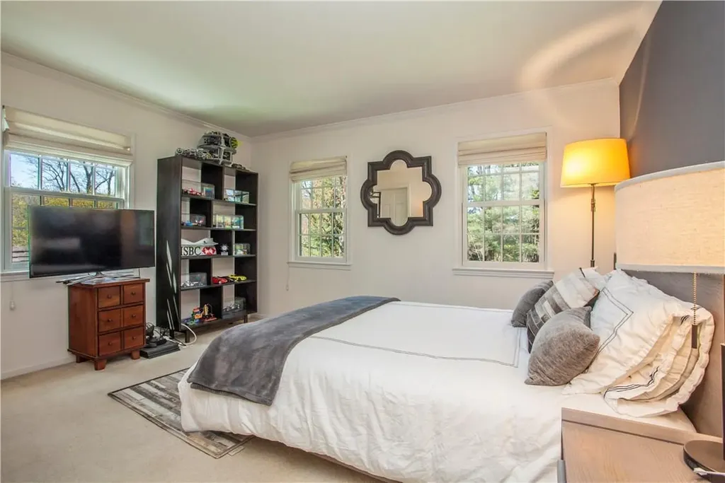 40 High Way Chappaqua NY 10514