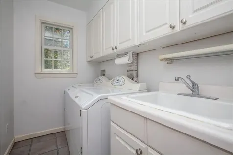 40 High Way Chappaqua NY 10514