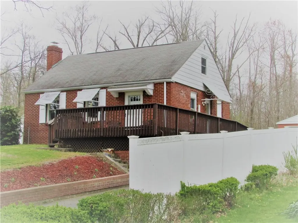 8 Edgewood Terrace Newburgh NY 12550