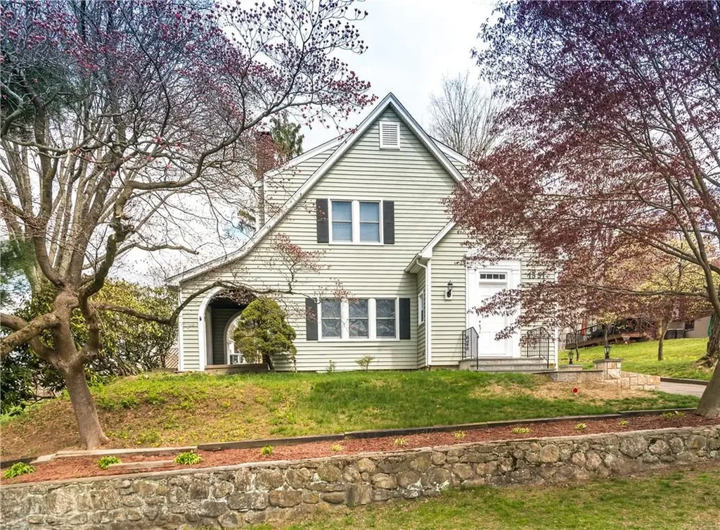 1551 Boulevard Peekskill NY 10566