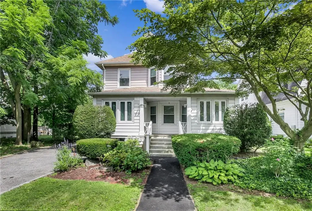 417 N Barry Avenue Mamaroneck NY 10543