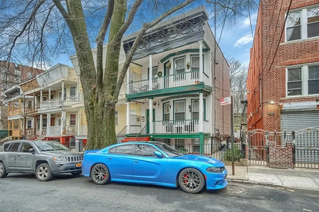 3331 Perry Avenue Bronx NY 10467