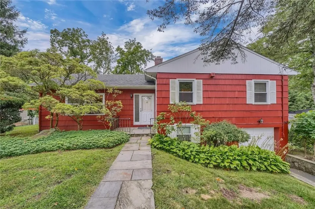 5 Devonshire Drive White Plains NY 10605