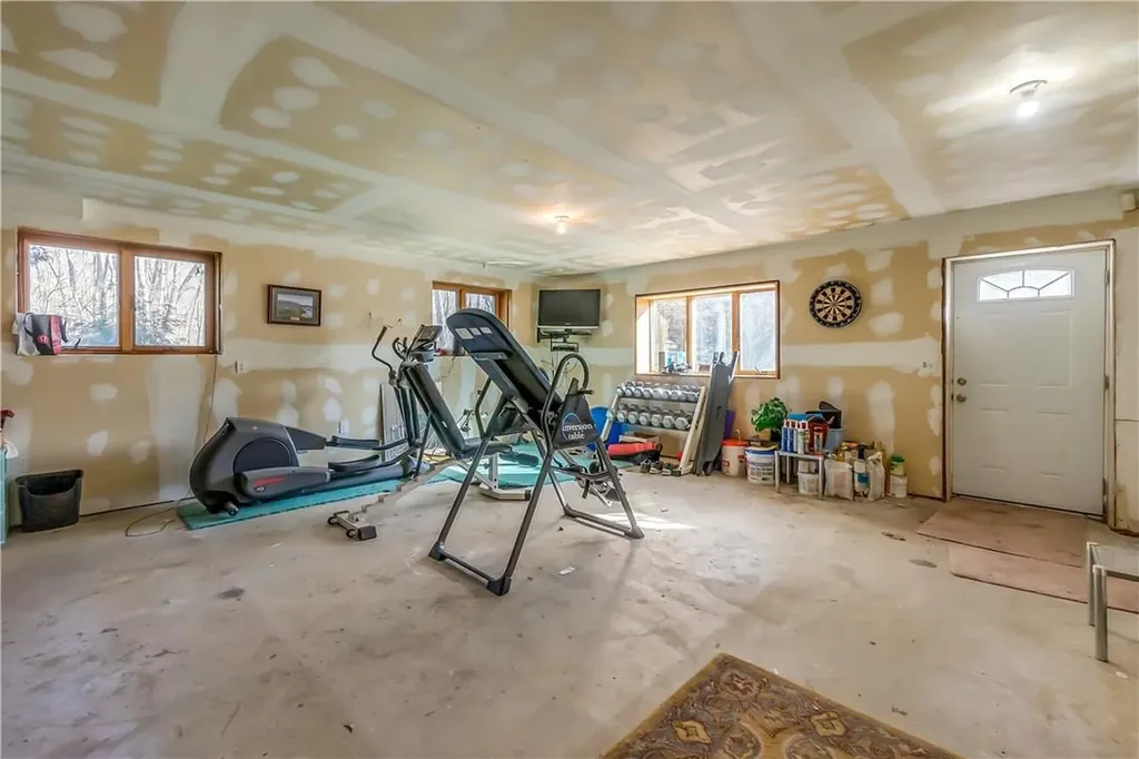 35 Memory Lane Mahopac NY 10541