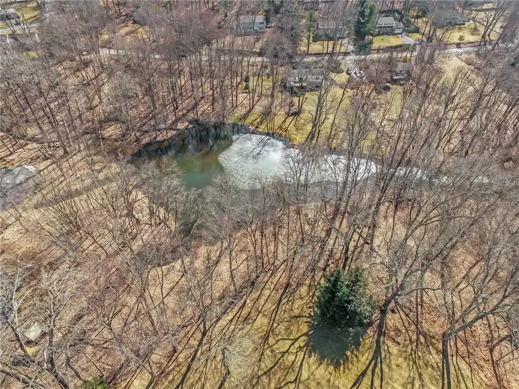 35 Memory Lane Mahopac NY 10541