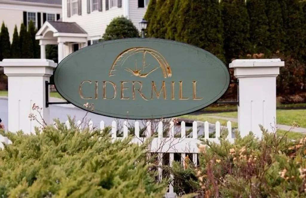 7 Cider Mill Circle Armonk NY 10504
