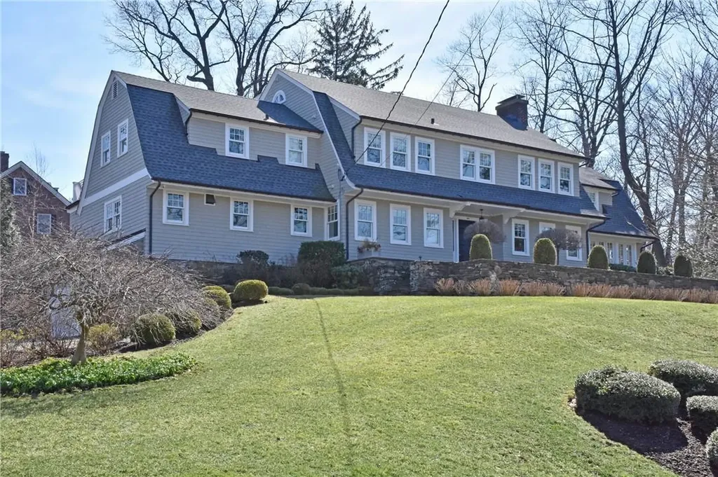 44 Rockledge Drive Pelham NY 10803