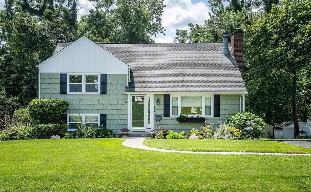 29 Tower Hill Drive Port Chester NY 10573