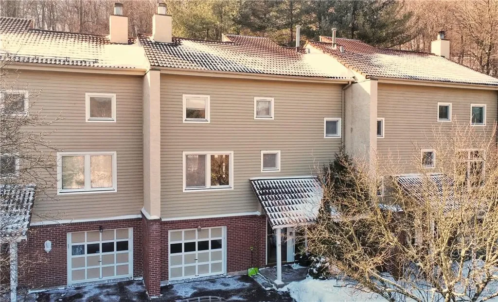 17 Deer Ridge Road Mount Kisco NY 10549