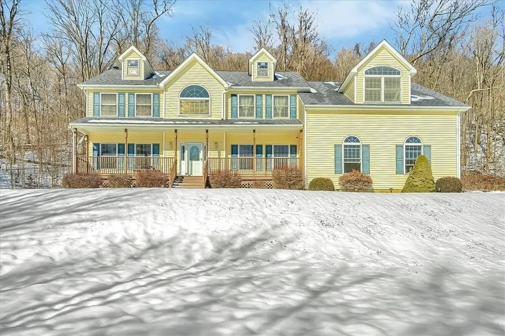 542 Clove Road Monroe NY 10950