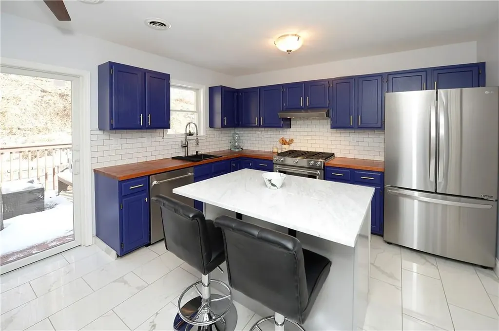 98 Foltim Way Congers NY 10920