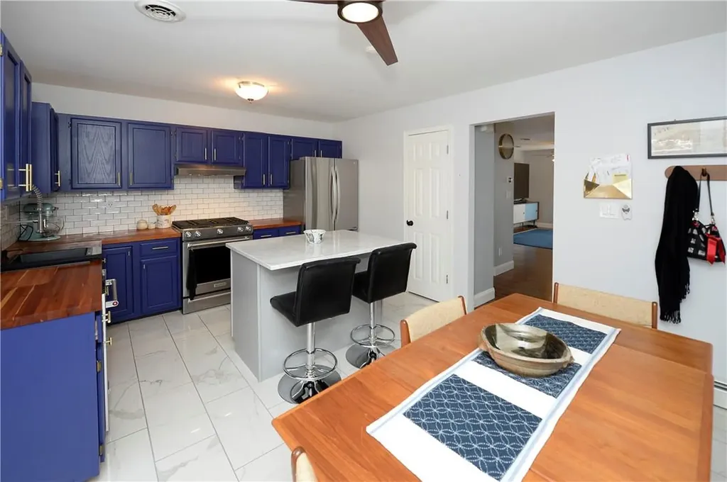 98 Foltim Way Congers NY 10920
