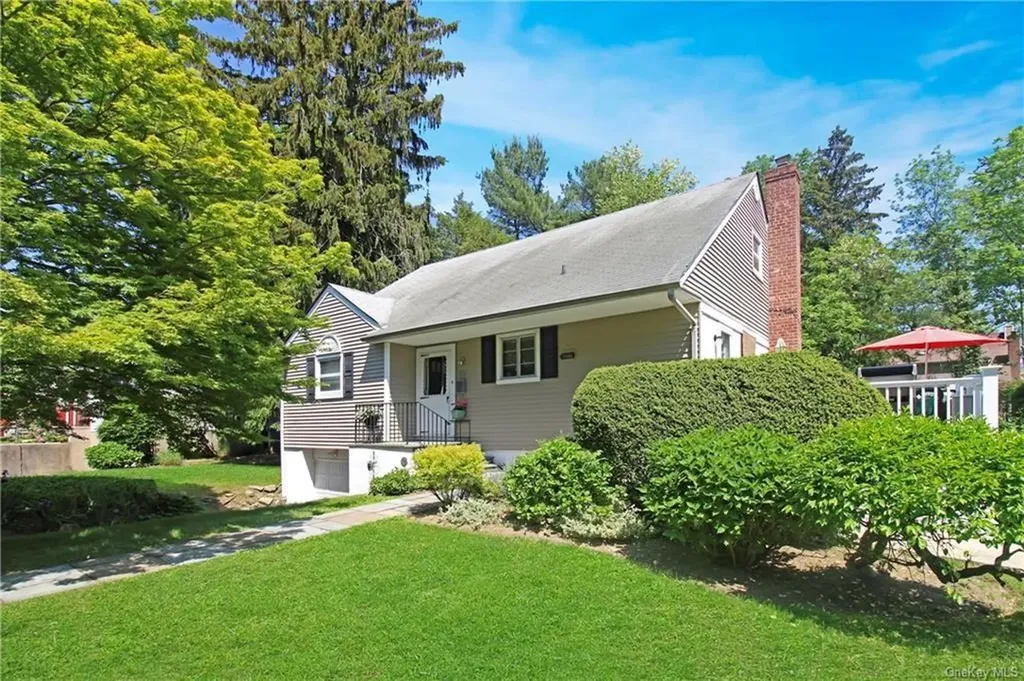 203 Old Wilmot Road Scarsdale NY 10583
