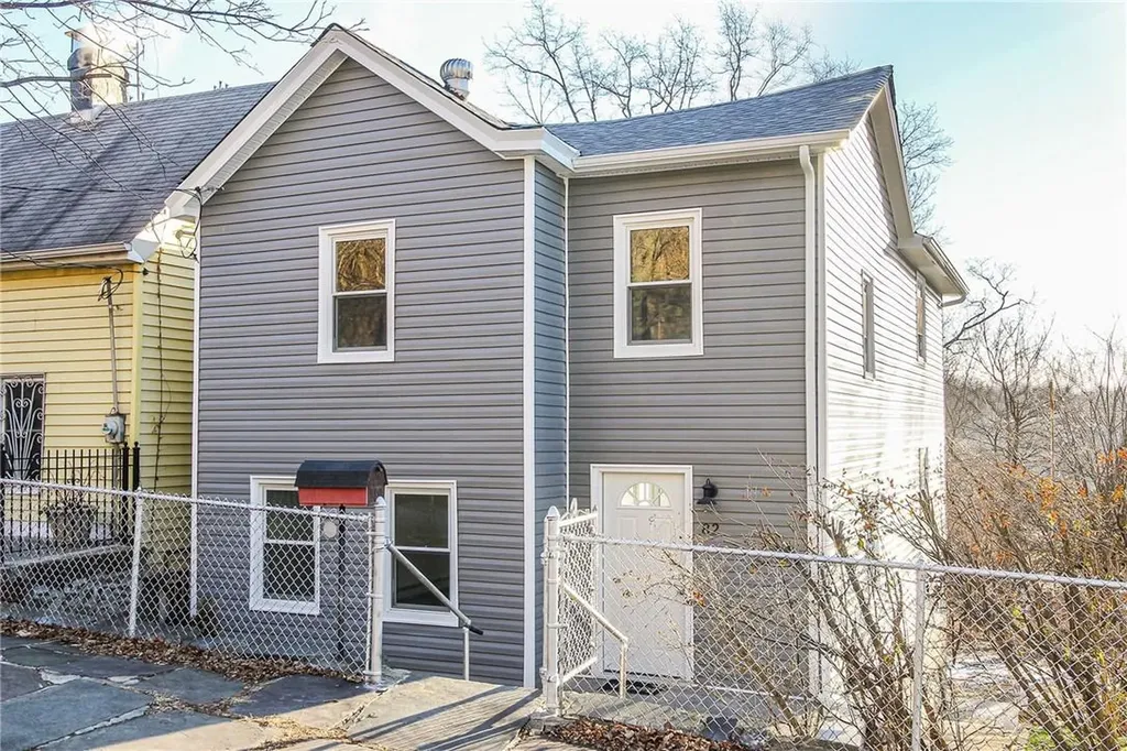 82 Vineyard Avenue Yonkers NY 10703