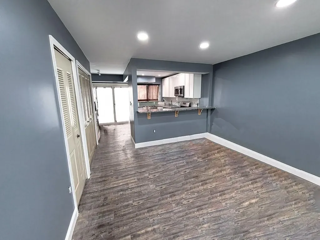 319 Hampton Green Staten Island NY 10312