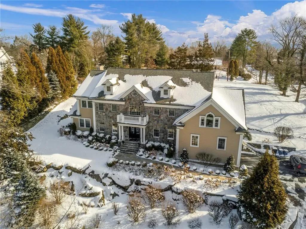 18 Winfield Avenue Harrison NY 10528