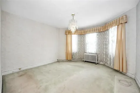 35 Trinity Place New Rochelle NY 10805