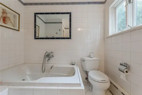 307 River Road Nyack NY 10960
