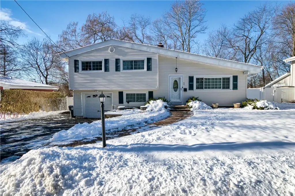 64 Chaucer Street Hartsdale NY 10530