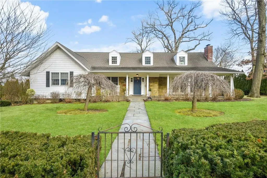 99 Croft Terrace New Rochelle NY 10804