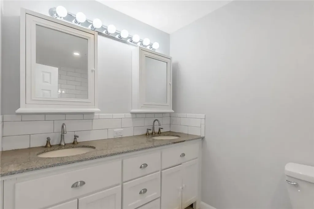 4 Stonewall Circle White Plains NY 10607