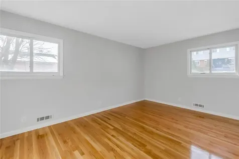 4 Stonewall Circle White Plains NY 10607