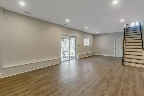4 Stonewall Circle White Plains NY 10607