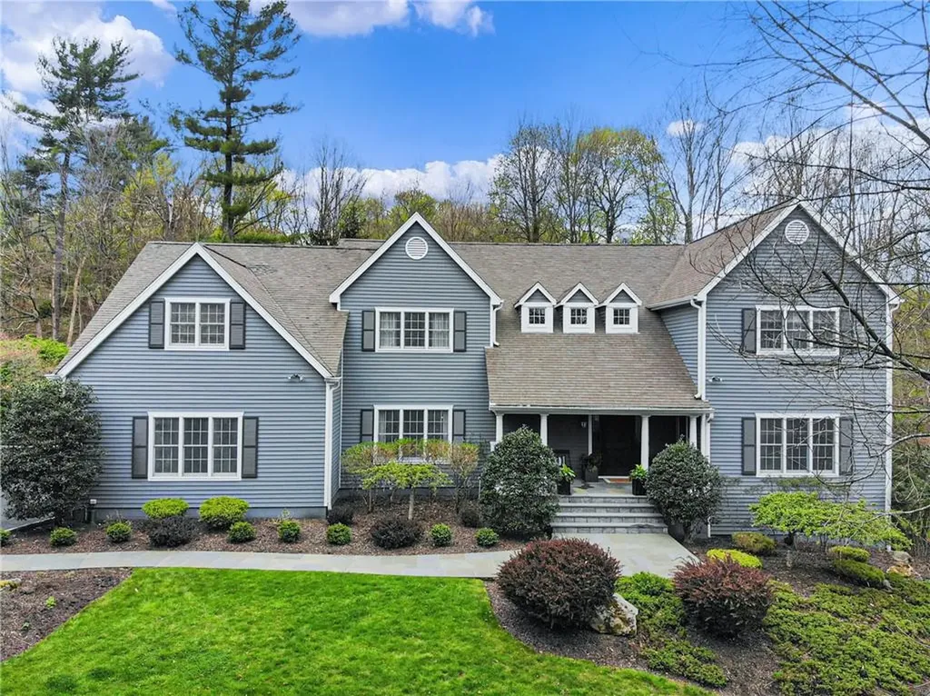 90 Random Farms Drive Chappaqua NY 10514