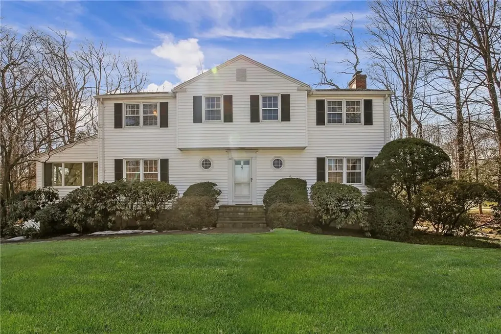 87 Devoe Road Chappaqua NY 10514