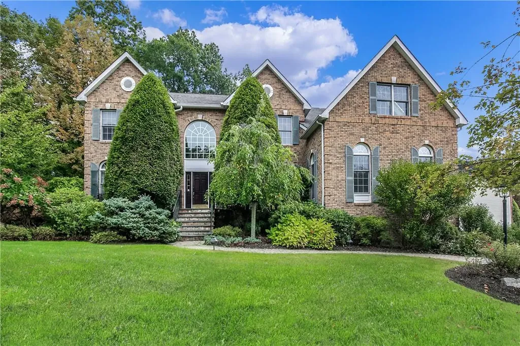 3 Cold Spring Court Mount Kisco NY 10549