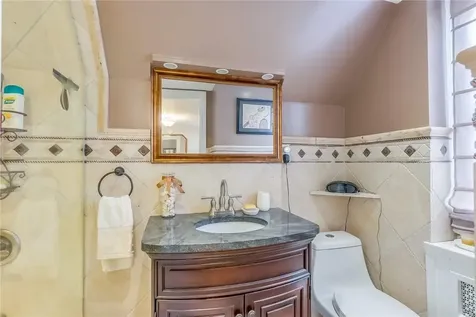 8 Parkway Drive Pelham NY 10803